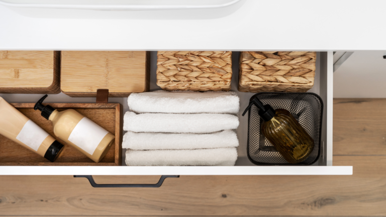 10 Tips for a Clutter-Free and Organized Home