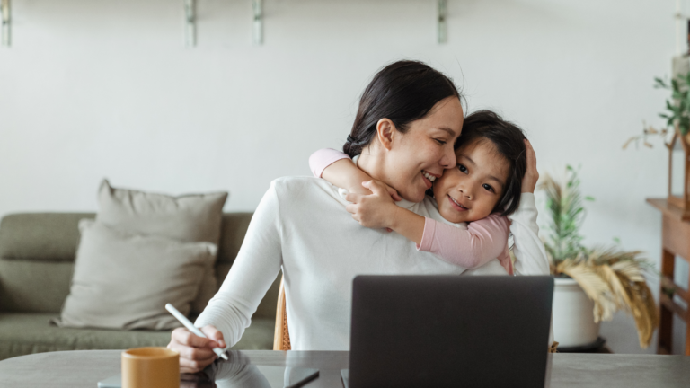 Balancing Work and Family Life For Working Moms