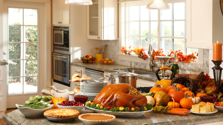 Kitchen Hacks for a Stress-Free Thanksgiving: A Mom’s Guide